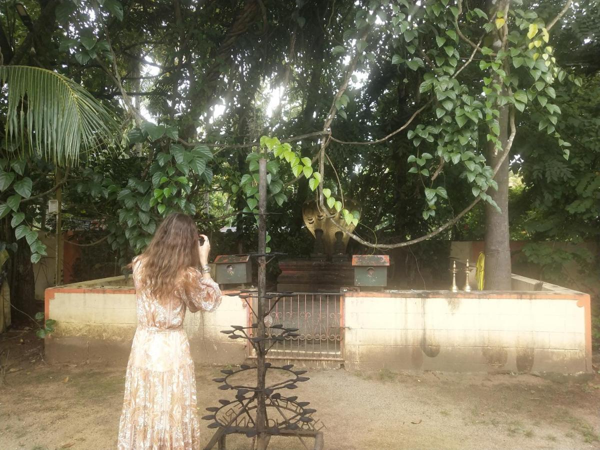 Santa Maria Hostel Munroe Island Mundrothuruth Bagian luar foto